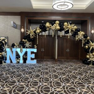 New Years Balloon Garland